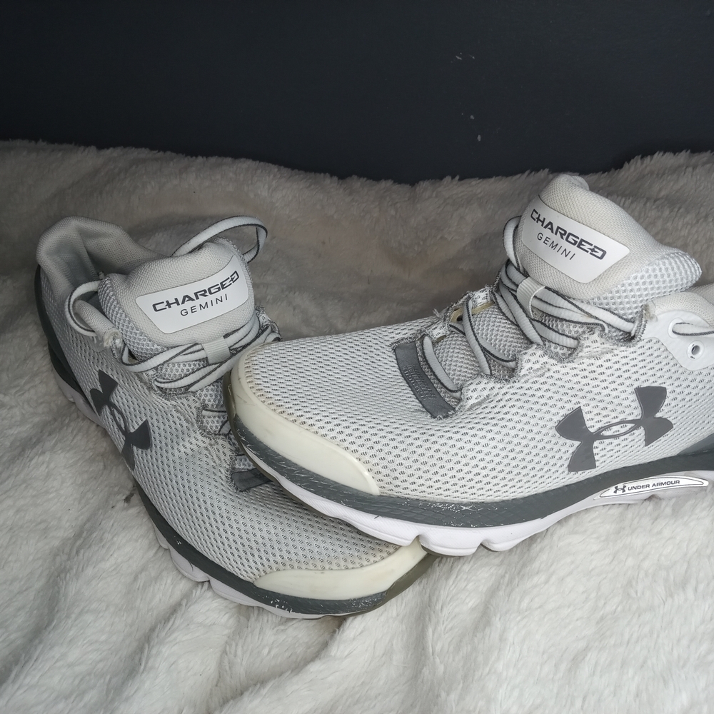 Under Armour Charged Gemini Gray Sneakers